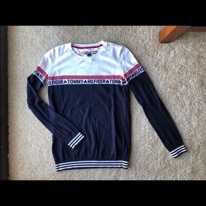 TOMMY HILFIGER navy Sweater